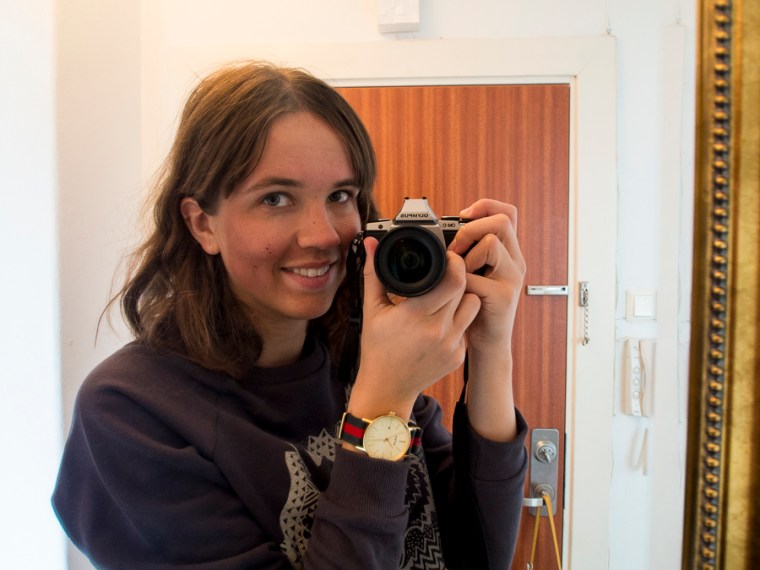 OLYMPUS DIGITAL CAMERA